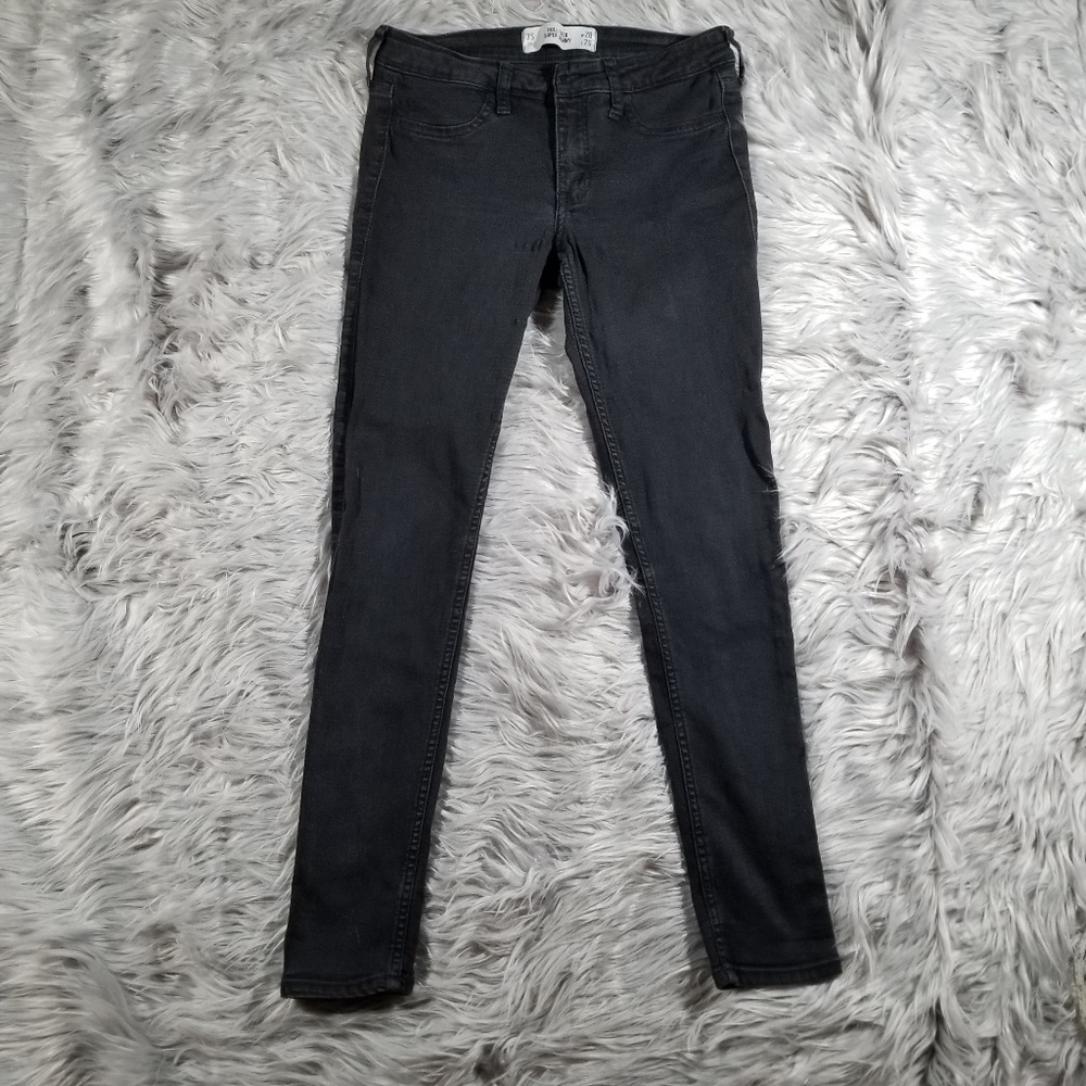 Hollister Super Skinny Jeans